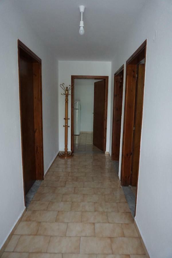 Anastasia' S Guest House เนโอสมาร์มาราส ภายนอก รูปภาพ